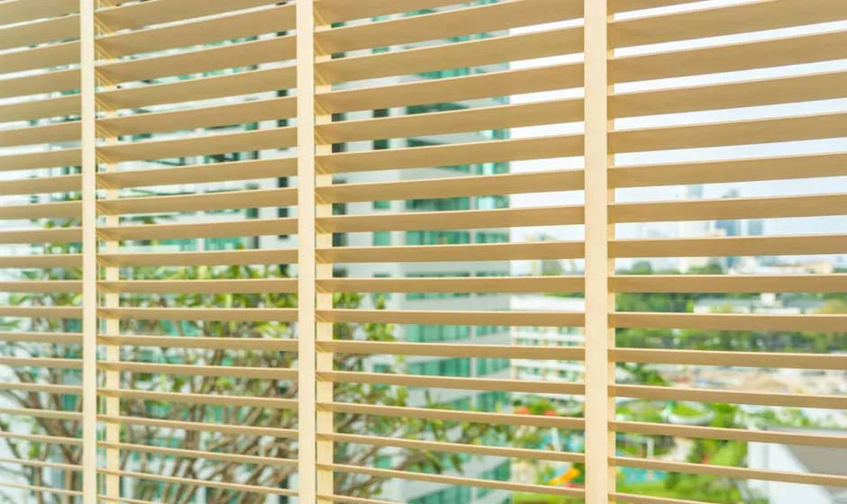 Discover-the-Rising-Popularity-of-Motorized-Shades-in-Modern-Home-Design-940x525