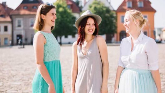 How Do You Choose the Right Outfit for the Summer Season