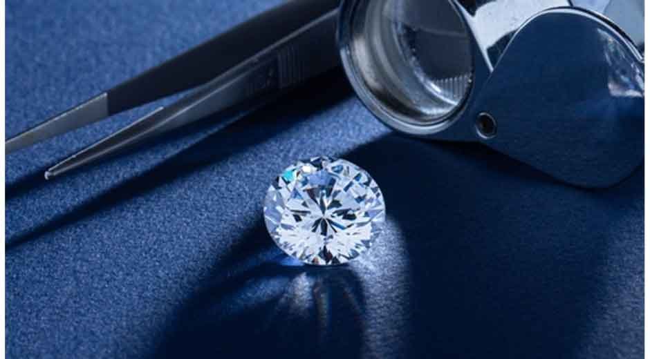 Track-It-Like-a-Pro-How-to-Check-Your-Order-Status-on-Rare-Carat