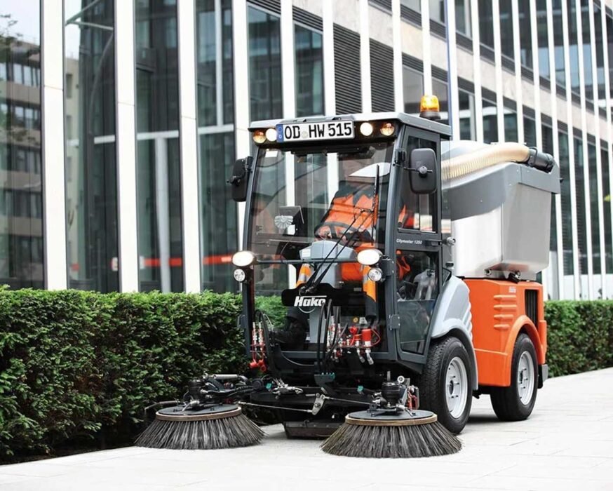 Outdoor Sweeping Machine Could Enhance Your Office or Home