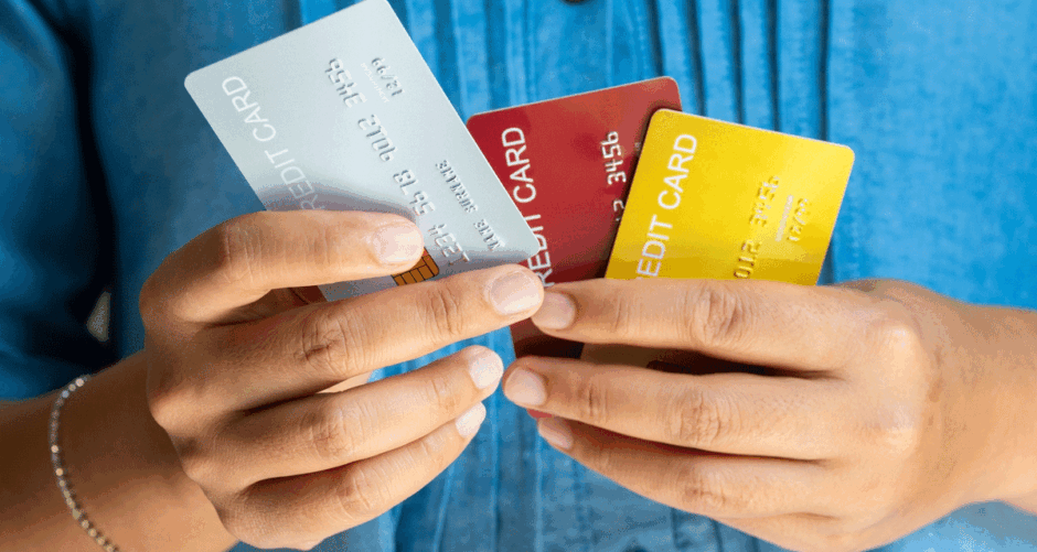 How-Credit-Card-Issuers-Handle-Delinquent-Accounts